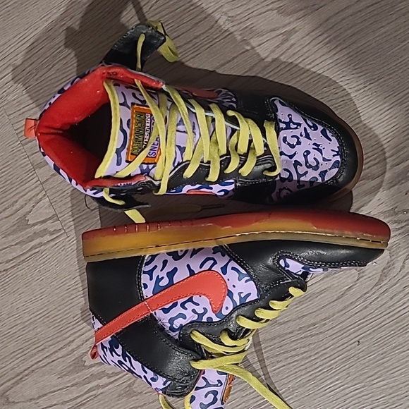 Great Condition Nike Dunks size 8 - Picture 3 of 8